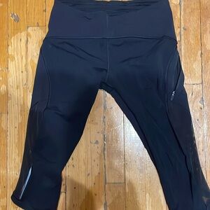 Lululemon meshy crop leggings